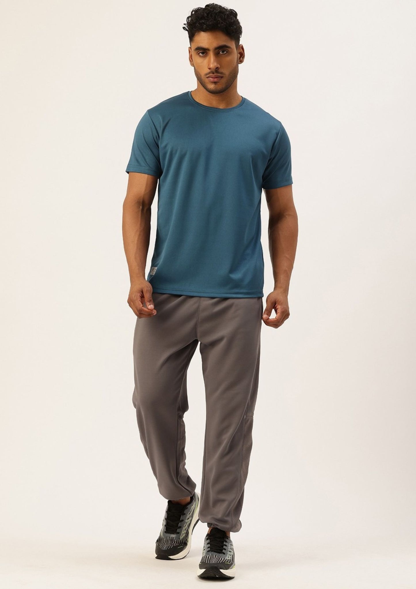 Sports 52 Wear Men T-Shirt Pack of 2
